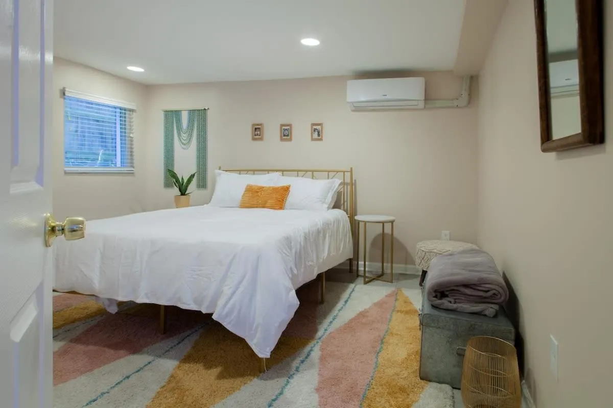 Image 1 of 2-BR City Retreat Peace Privacy & Parking