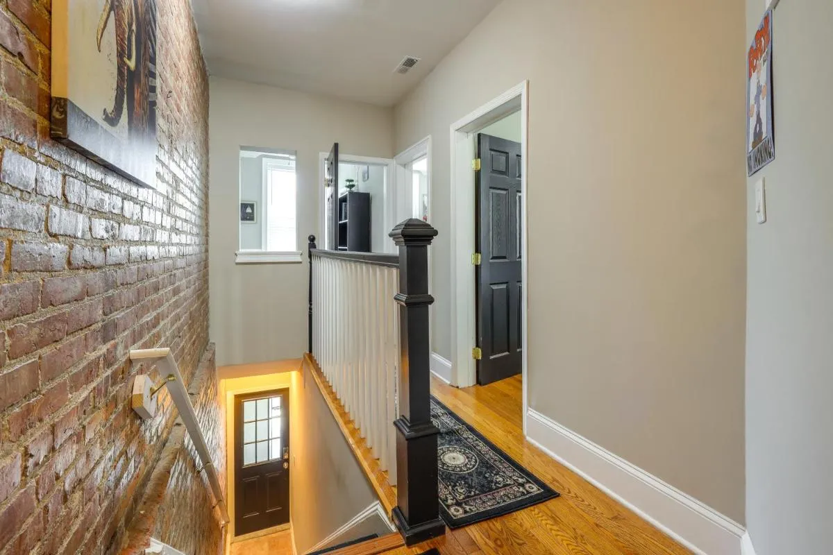 Image 4 of 2 Mi to Natl Mall WFH-Friendly DC Townhome