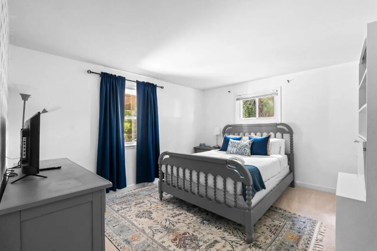 Image 3 of Alexandria VA, Washington DC Home away from home