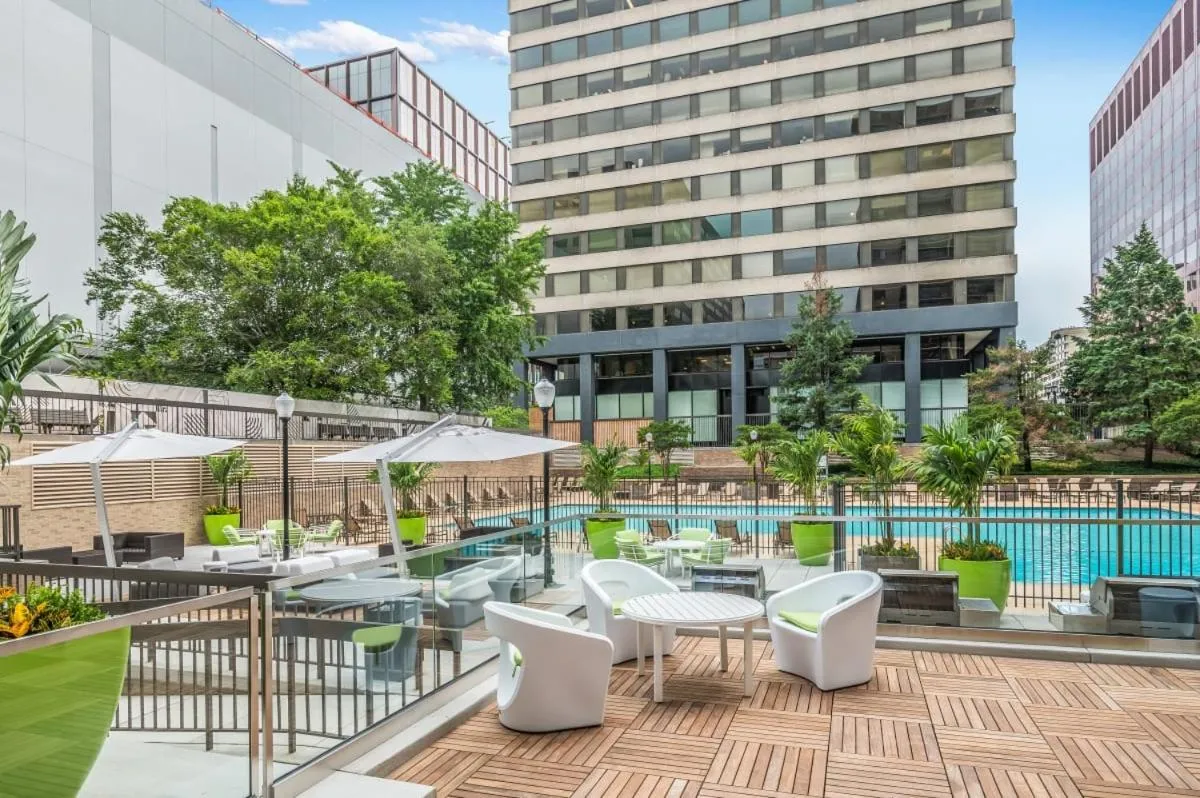 Image 5 of Amazing 1BR Apartment at Crystal City With Gym