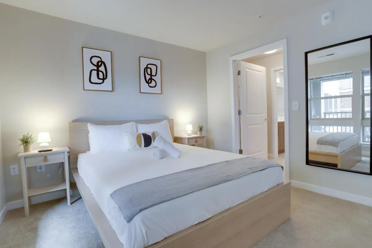 Image 1 of Amazing apartment with easy access to the metro