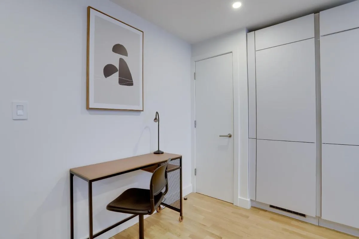 Image 6 of Apartment Just 10 Minutes Away to Airport