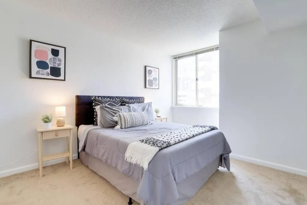 Image 1 of Awesome 1 Bedroom Condo At Ballston Place With Gym