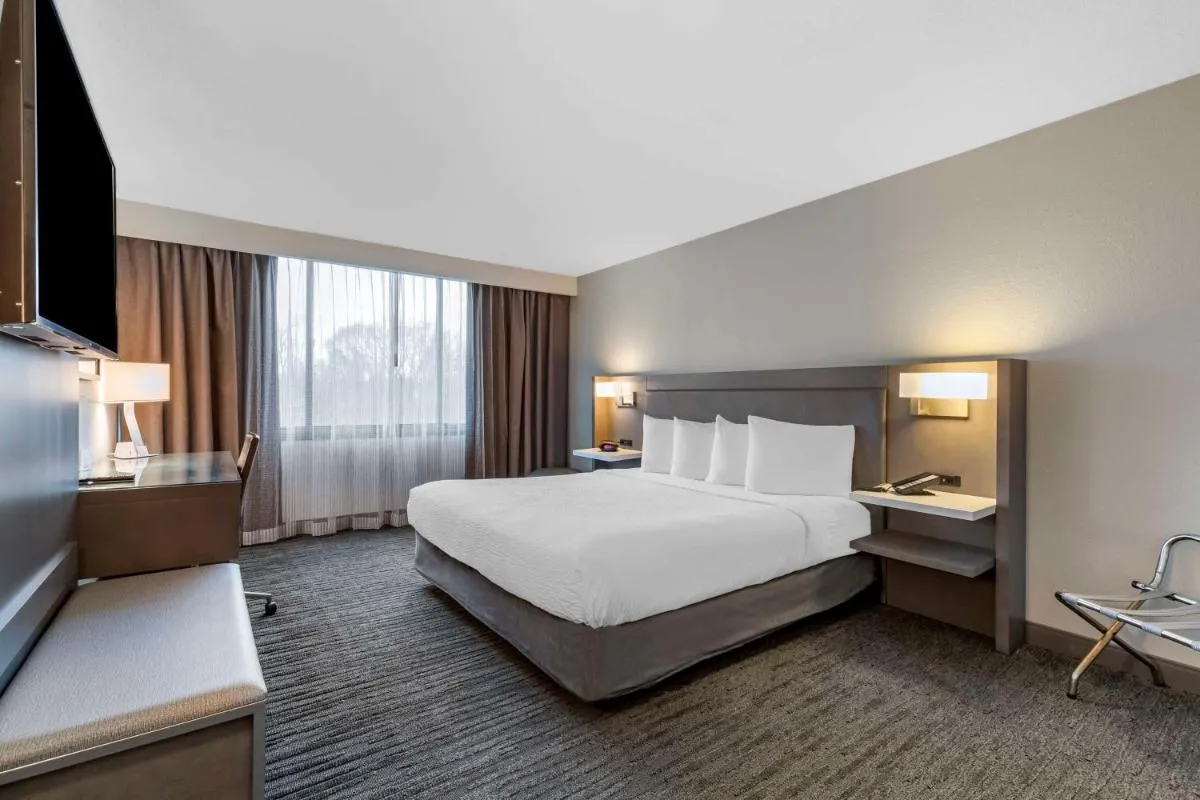 Image 4 of Best Western Premier Rockville Hotel & Suites