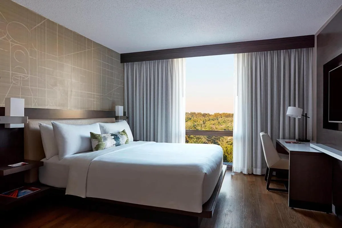 Image 6 of Bethesda Marriott