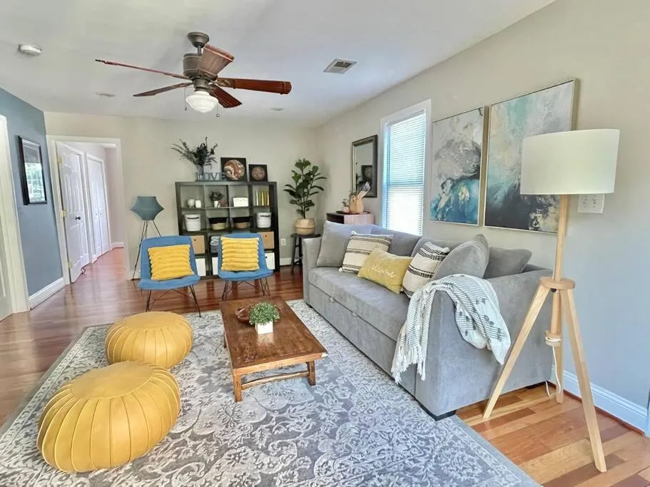 Image of Brand New, Cozy, Modern, One-bedroom Apartment