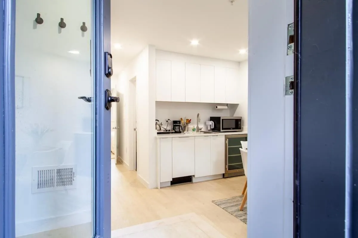 Image 6 of Bright & Cozy 1-BR Alcove in Bloomingdale