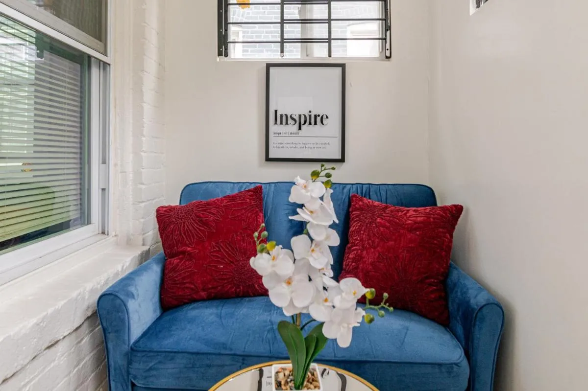 Image 6 of Bright & Cozy 2 Bedroom, 1 Bath, 2 Miles from White House