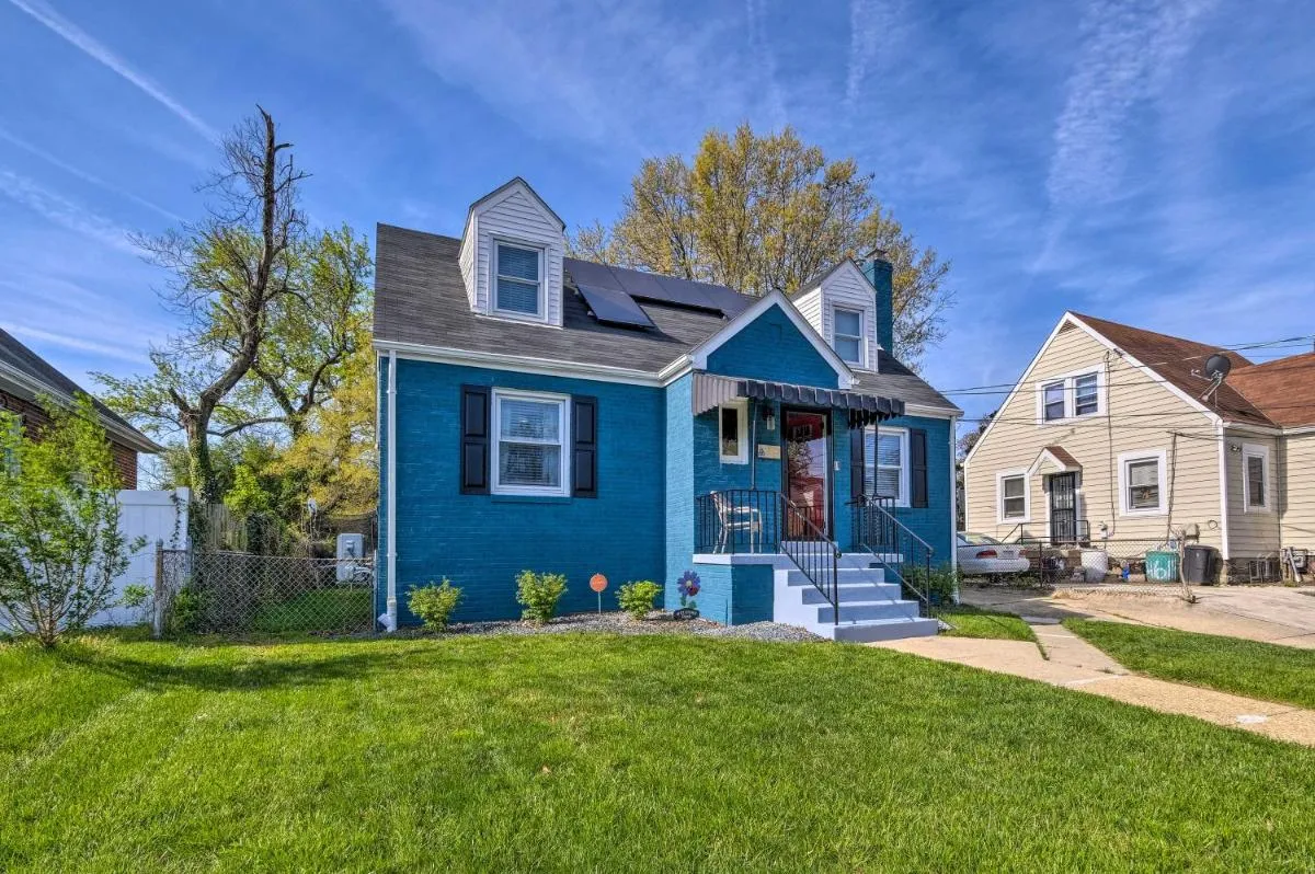 Image 1 of Capitol Heights Home about 5 Mi to National Mall!