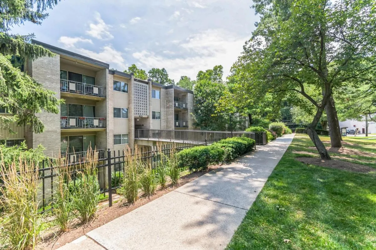 Image 6 of Charming Condo in North Bethesda condo