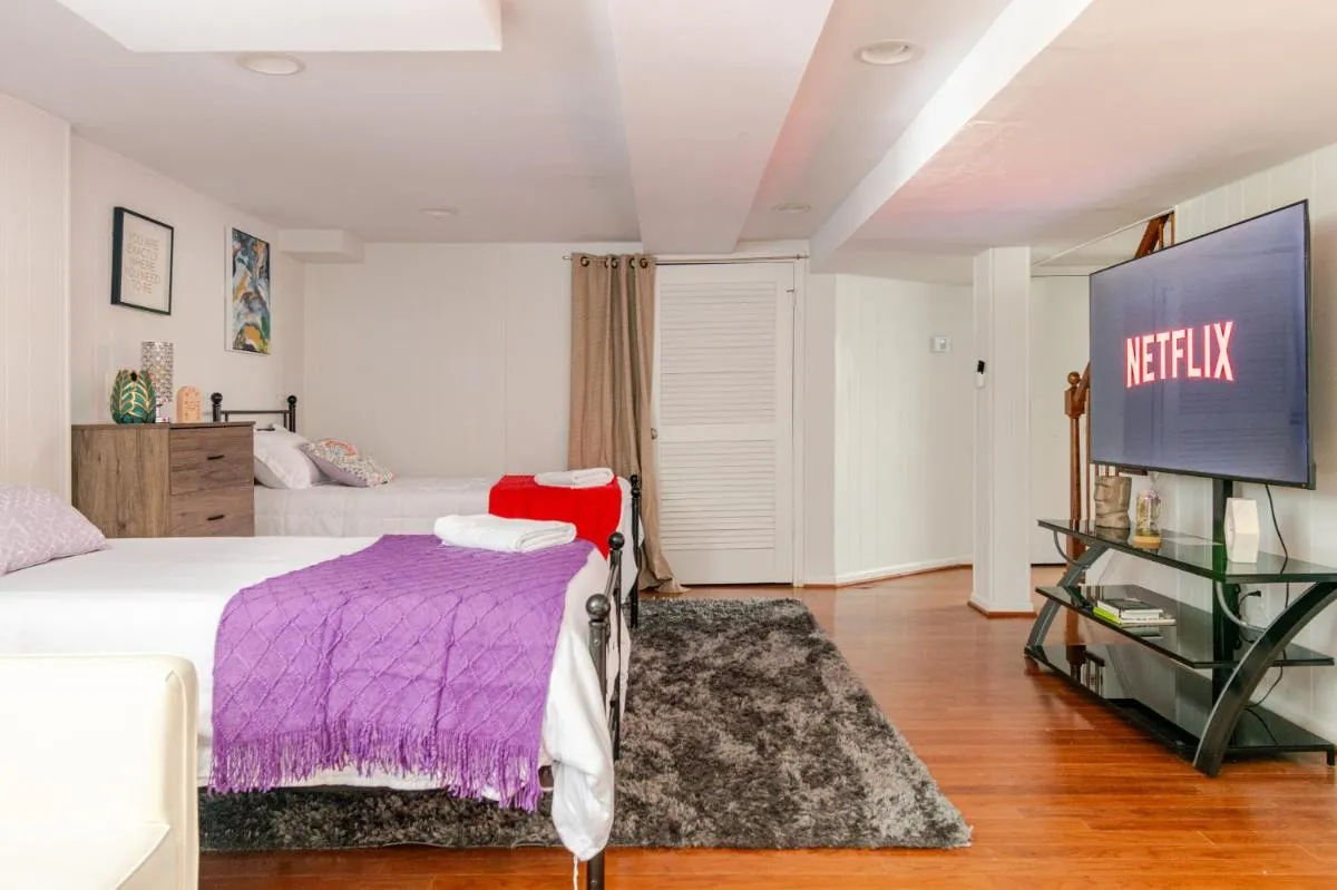 Image 6 of Charming & Elegant 4 Bedroom House at the Heart of Arlington!