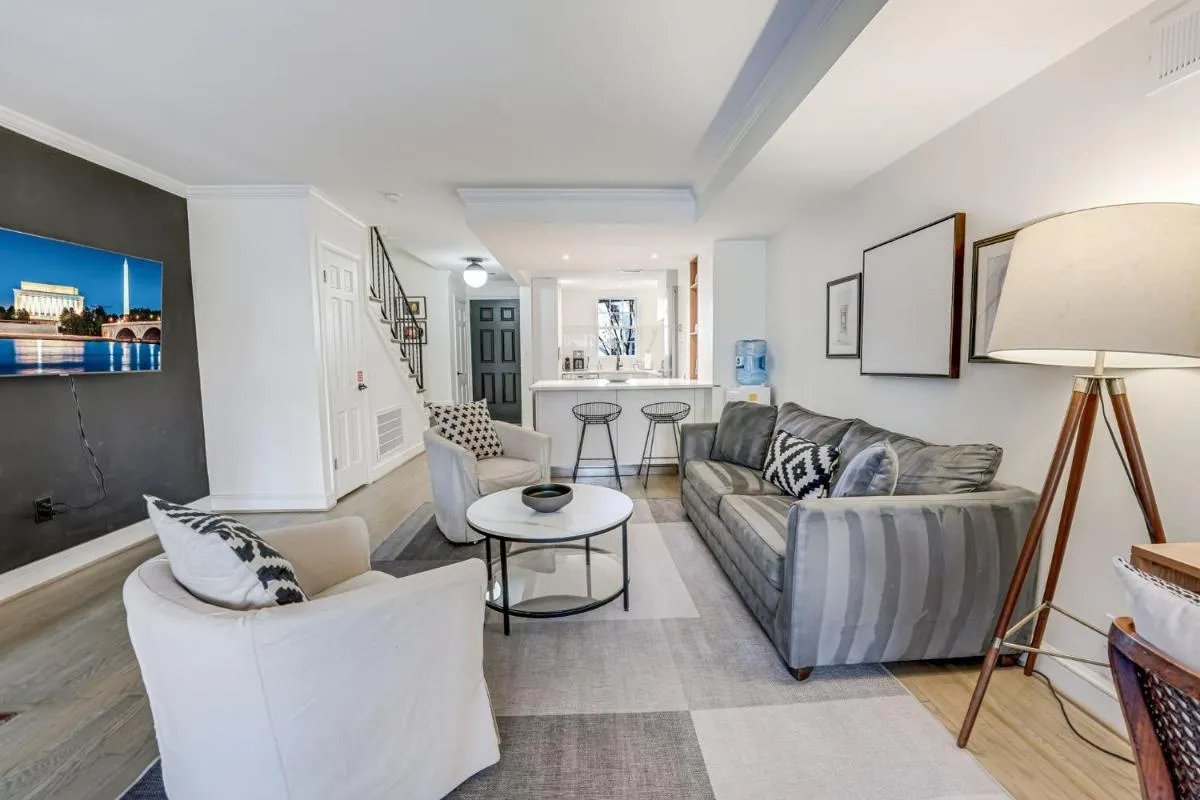 Image 6 of Chic & Central Foggy Bottom DC Stay