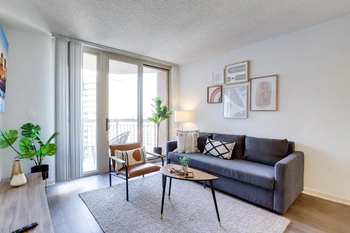 Image 2 of Comfort and Prime Location Ideal Stay in this Aparment