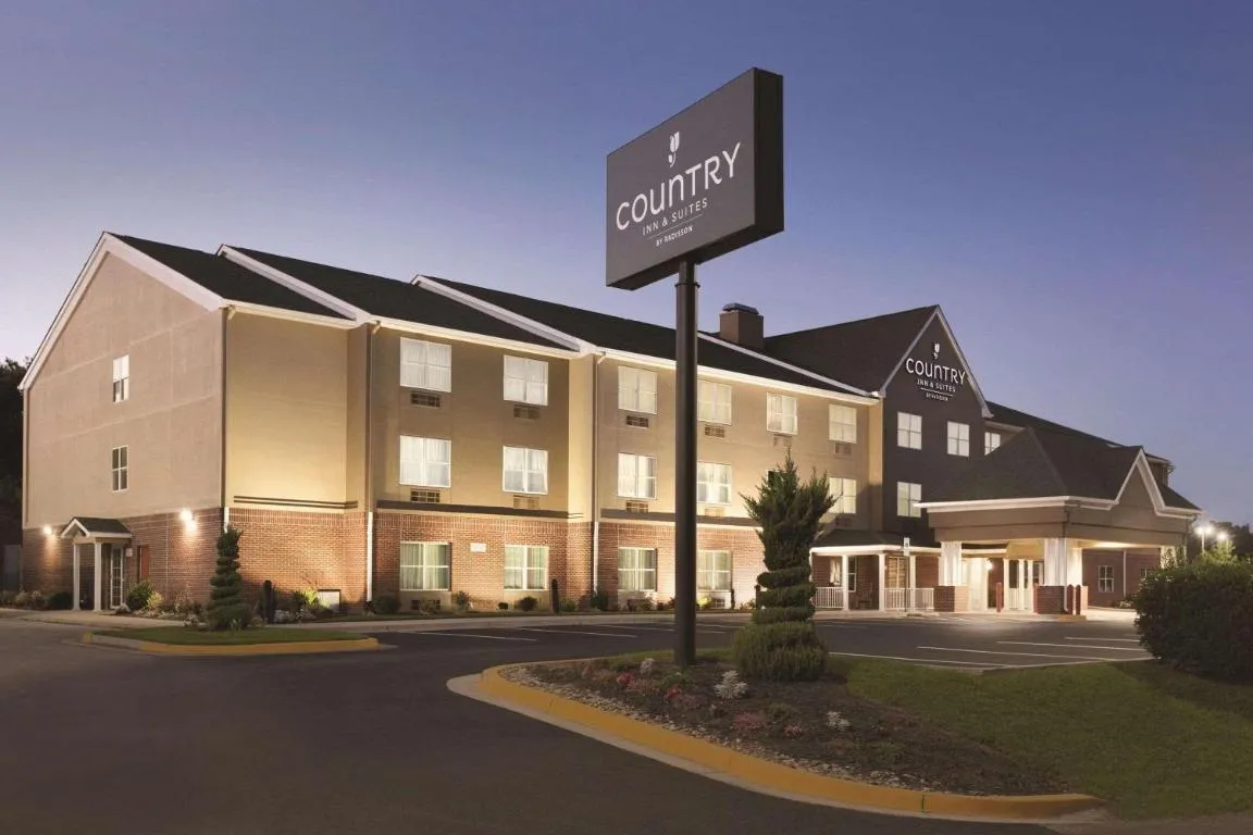 Image of Country Inn & Suites by Radisson, Washington, DC East – Capitol Heights, MD
