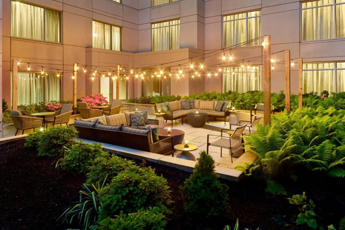 Image 6 of Courtyard by Marriott Washington, D.C./Foggy Bottom