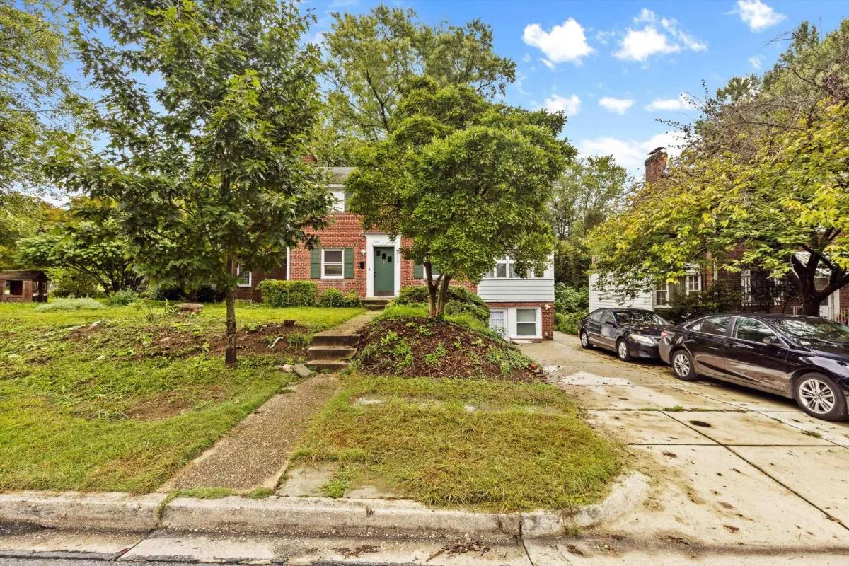 Image 1 of Cozy 1-bedroom garden apartment