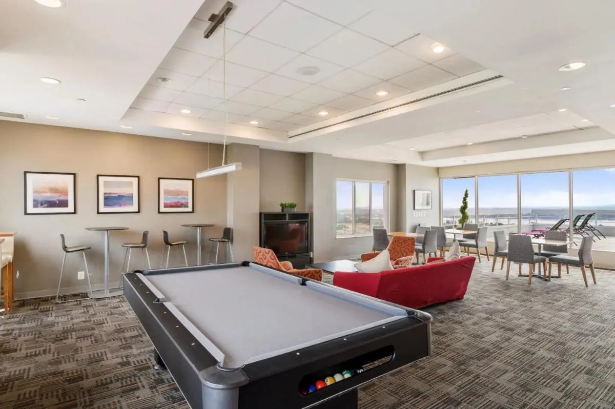 Image 5 of Cozy Pentagon City Retreat