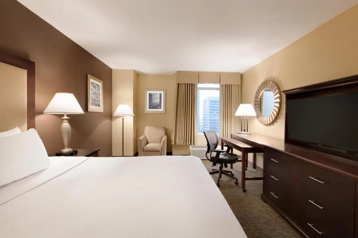 Image 2 of Crowne Plaza Crystal City-Washington, D.C., an IHG Hotel