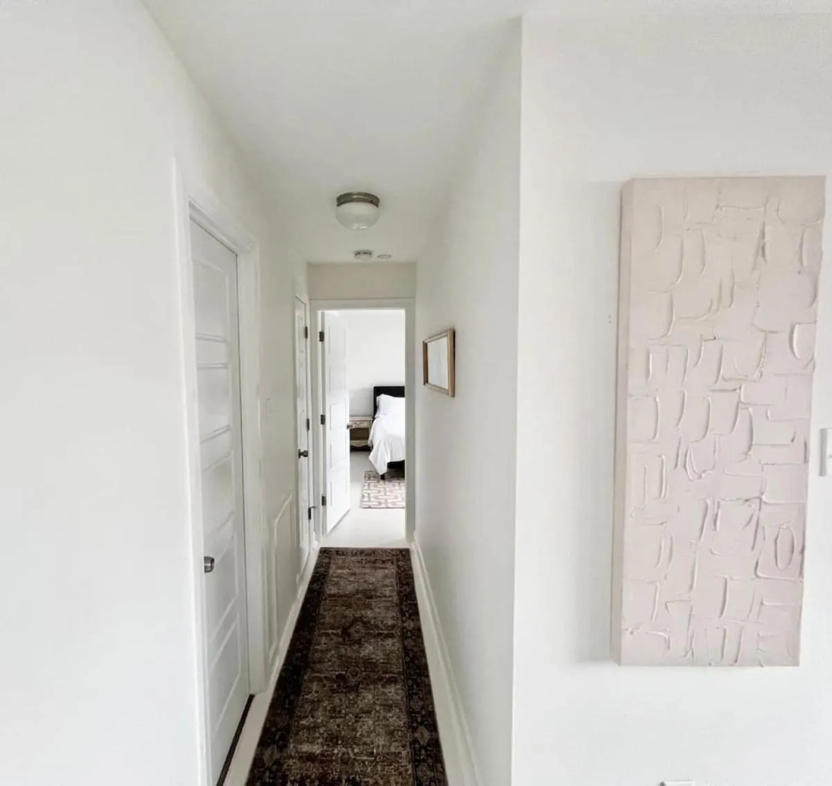 Image 4 of Crystal City Boutique Flats – Free Parking 2878