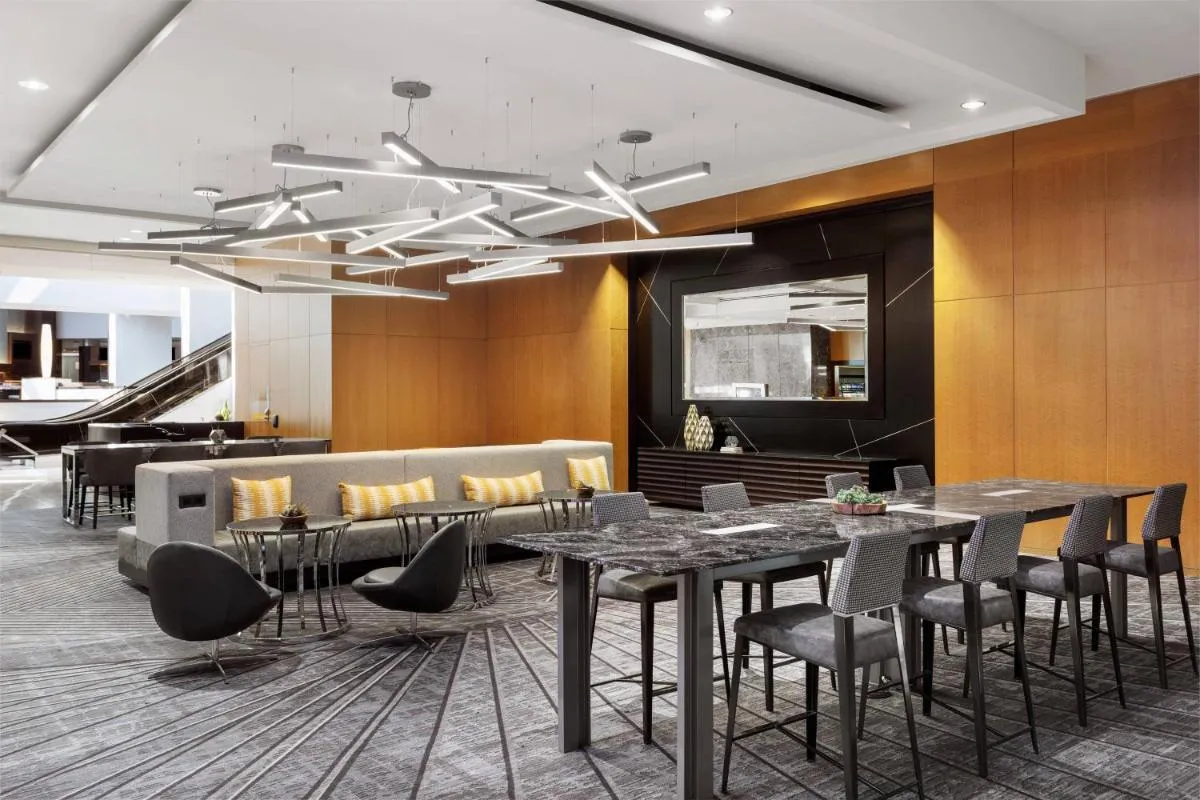Image 6 of Crystal Gateway Marriott