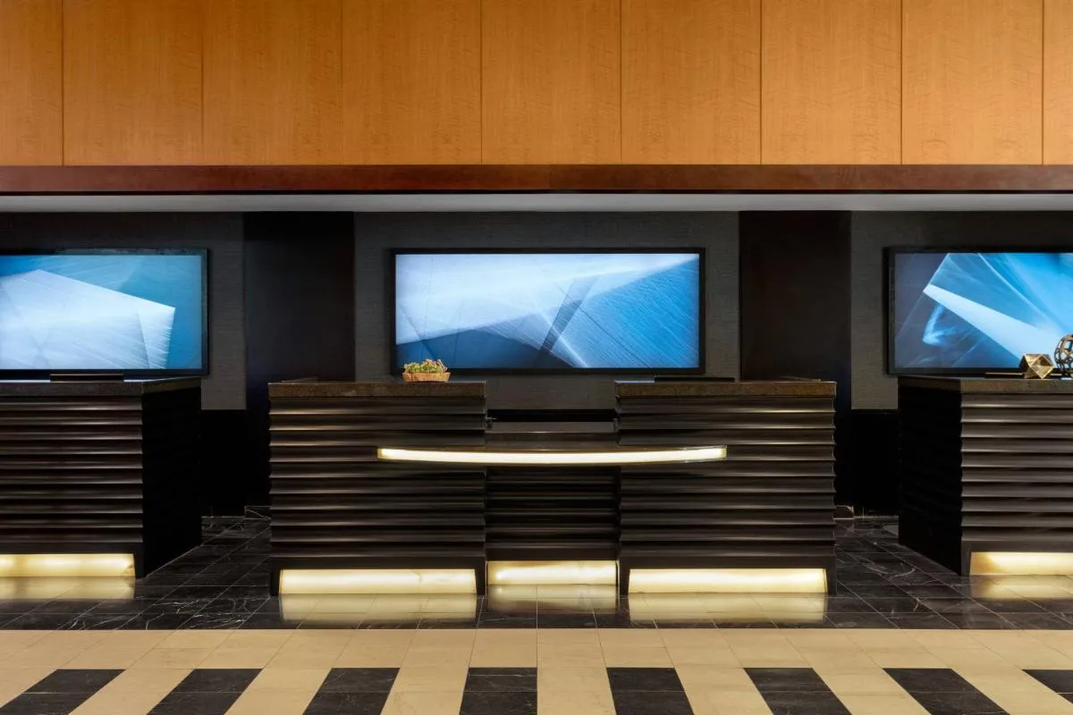 Image 4 of Crystal Gateway Marriott