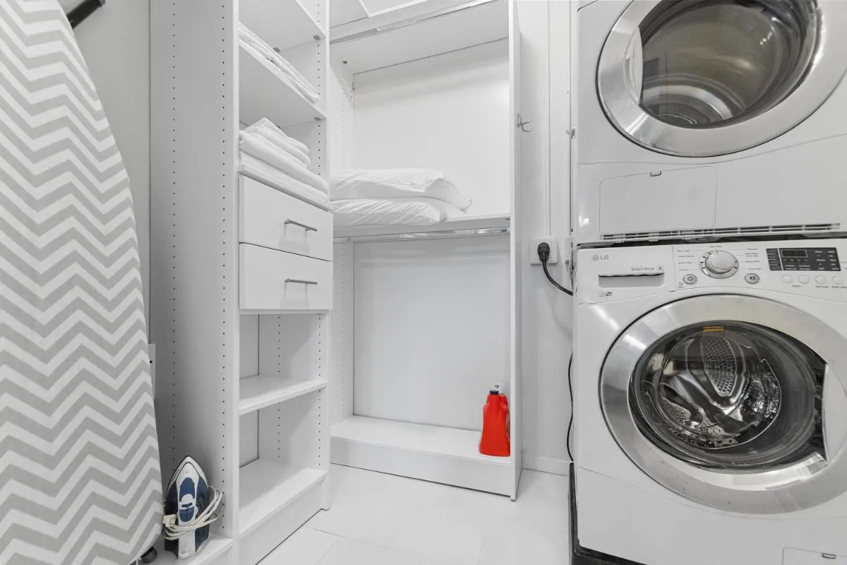 Image 4 of DC Luxury Apartment Near Metro
