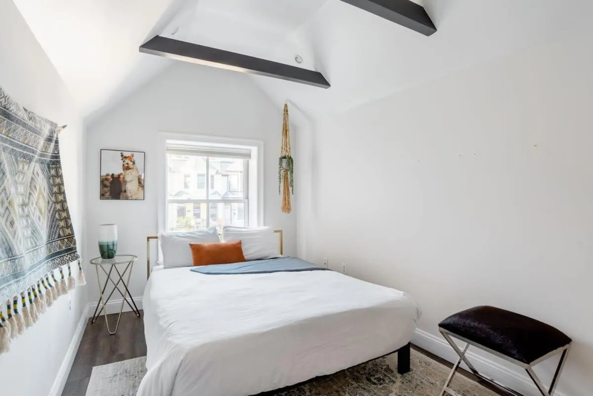 Image 3 of Decompress in the Zen Surroundings of a Cozy Carriage House