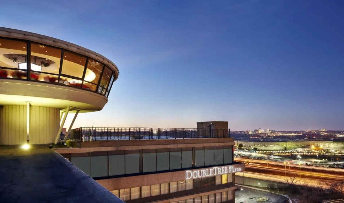 Image 2 of DoubleTree by Hilton Washington DC – Crystal City