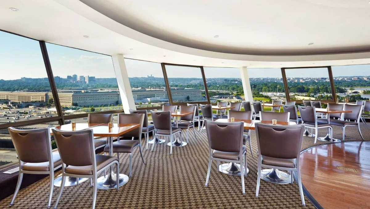 Image 6 of DoubleTree by Hilton Washington DC – Crystal City