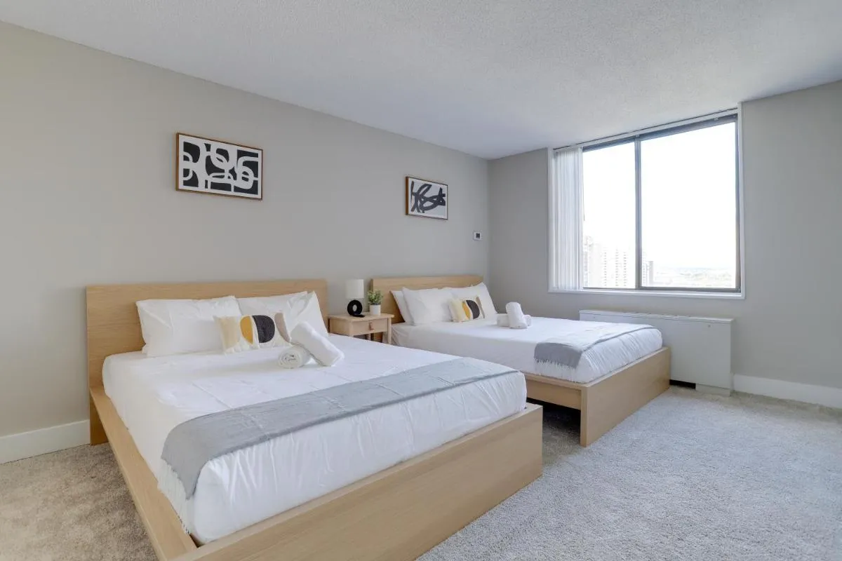 Image 6 of Elegance in Crystal City – Amazing Apartment with gym
