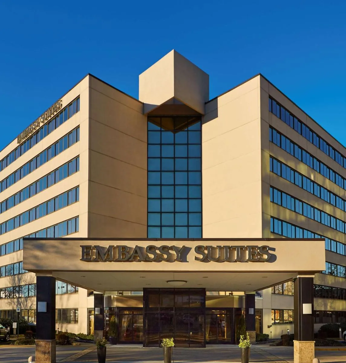 Image 6 of Embassy Suites Tysons Corner