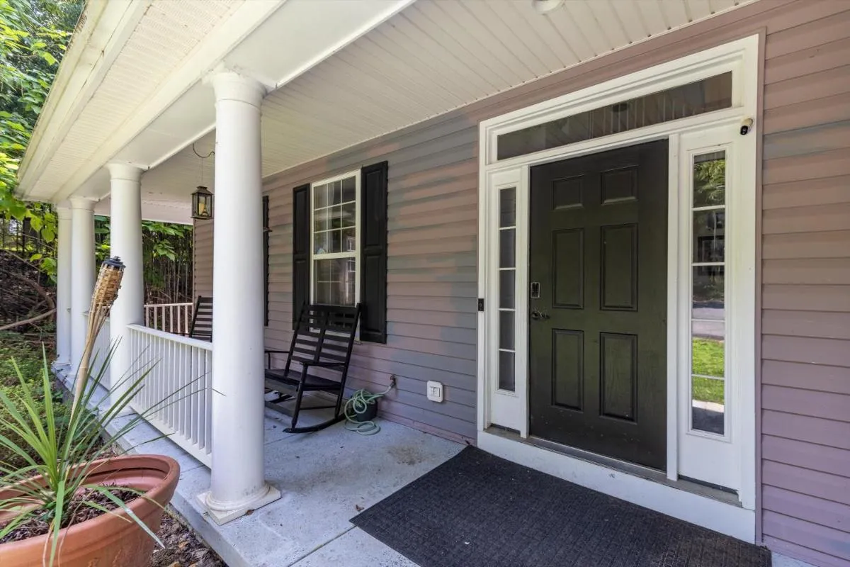 Image 2 of Entire 4-BR in Beloved DC Area Takoma Park
