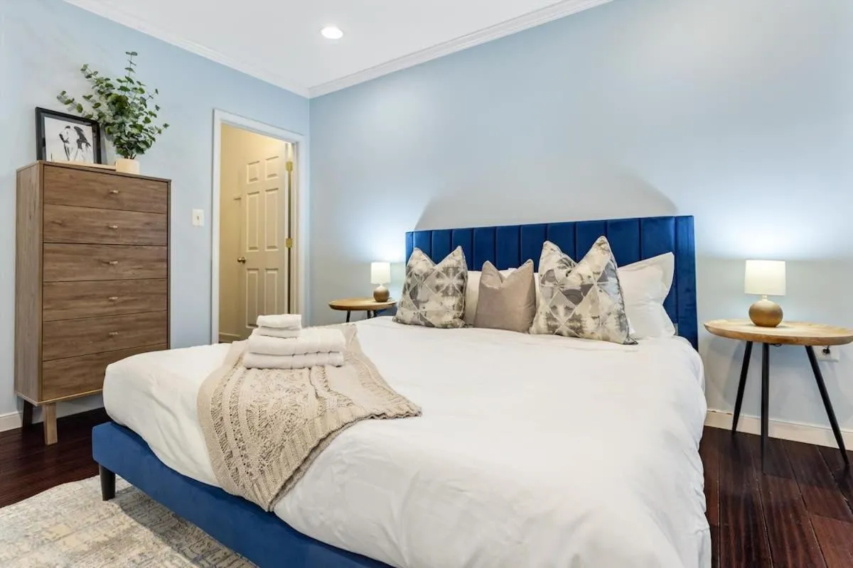 Image 3 of Exceptional 4-BR Homestay near Rock Creek Park