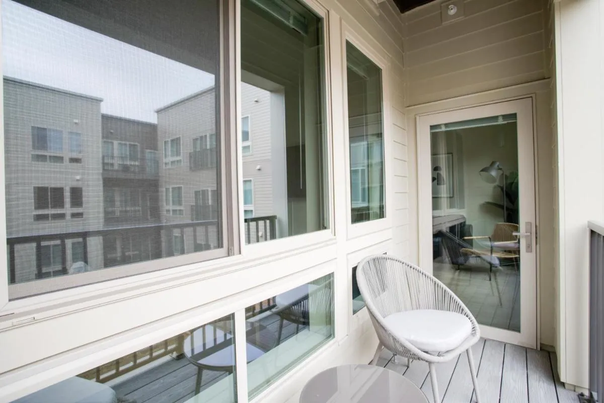 Image 4 of Exceptional Comfort: Apartment at Alexandria