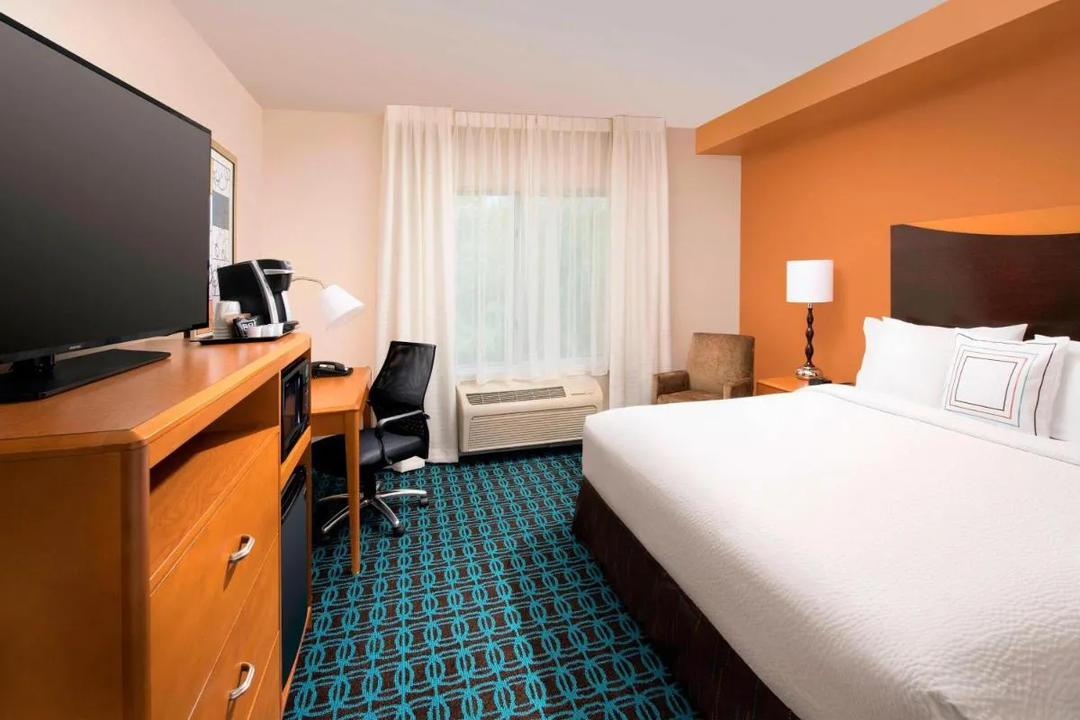 Image 1 of Fairfield Inn & Suites-Washington DC