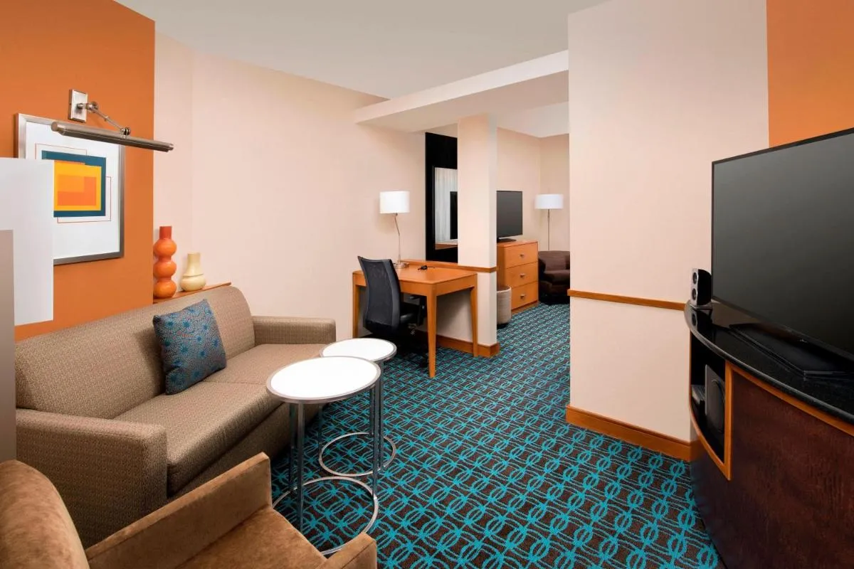Image 3 of Fairfield Inn & Suites-Washington DC