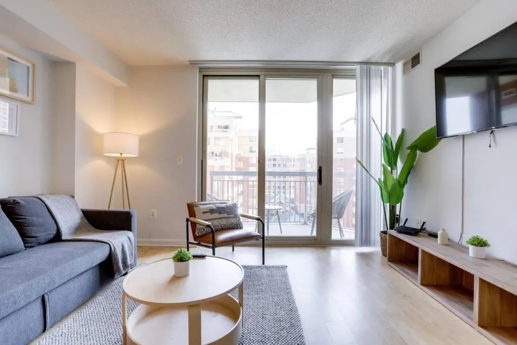 Image 5 of Fantastic 1 Bedroom Condo At Ballston With Gym