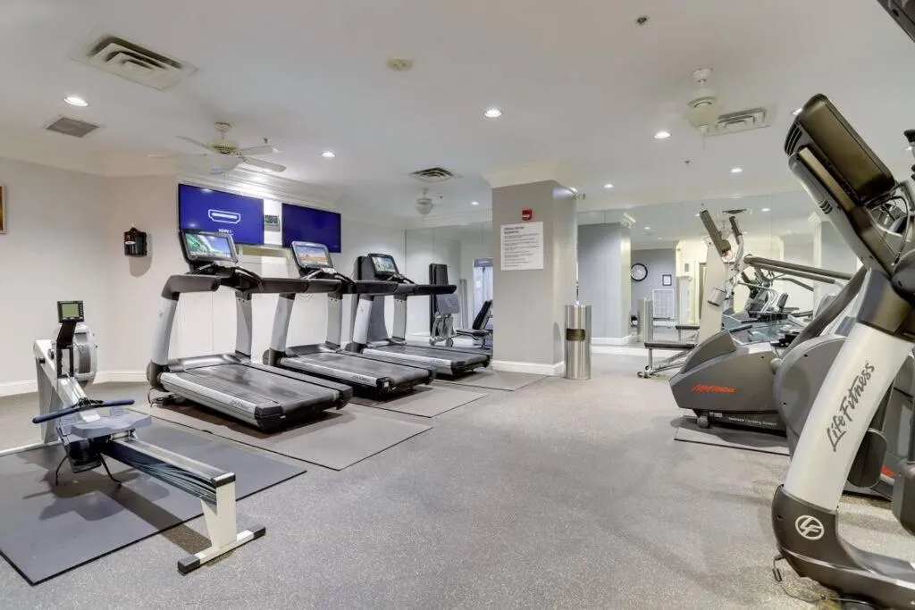 Image 5 of Fantastic 2 BR Condo at Ballston With City View