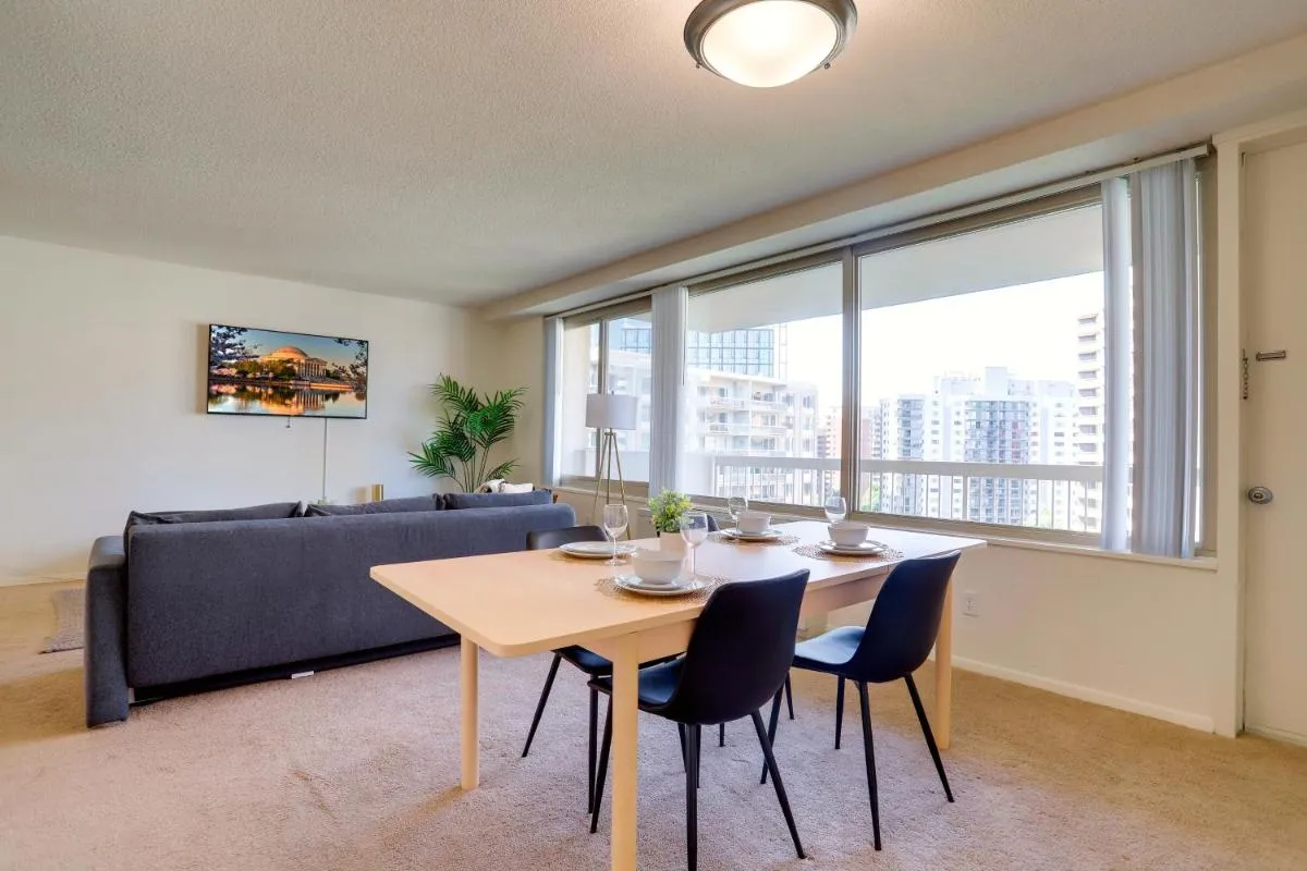 Image 1 of Fantastic 2 Bedroom Apartment with Gym at Arlington