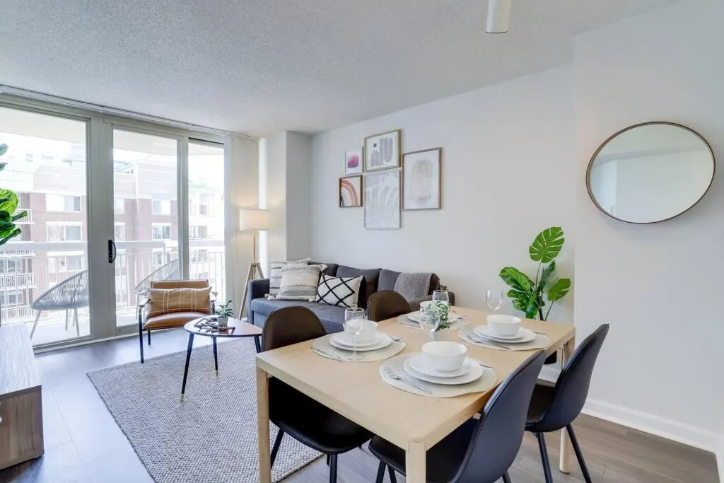 Image of Gorgeous 1 Bedroom Condo At Ballston place with gym