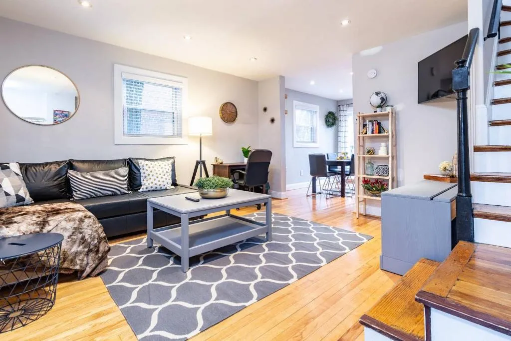 Image of Gorgeous Home 10 min to DC by CozySuites