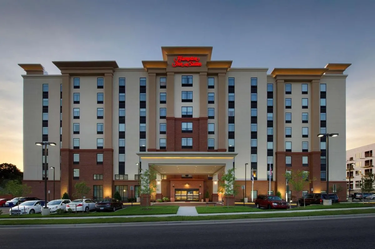 Image 6 of Hampton Inn & Suites Falls Church