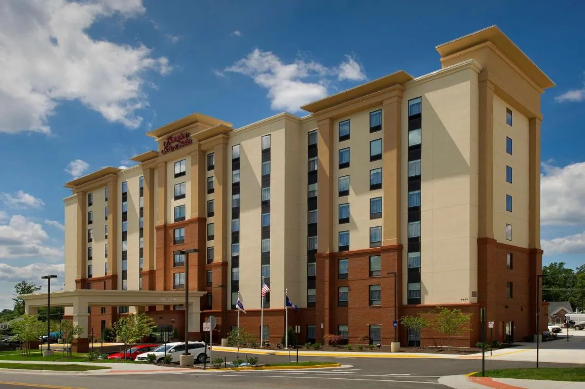 Image of Hampton Inn & Suites Falls Church