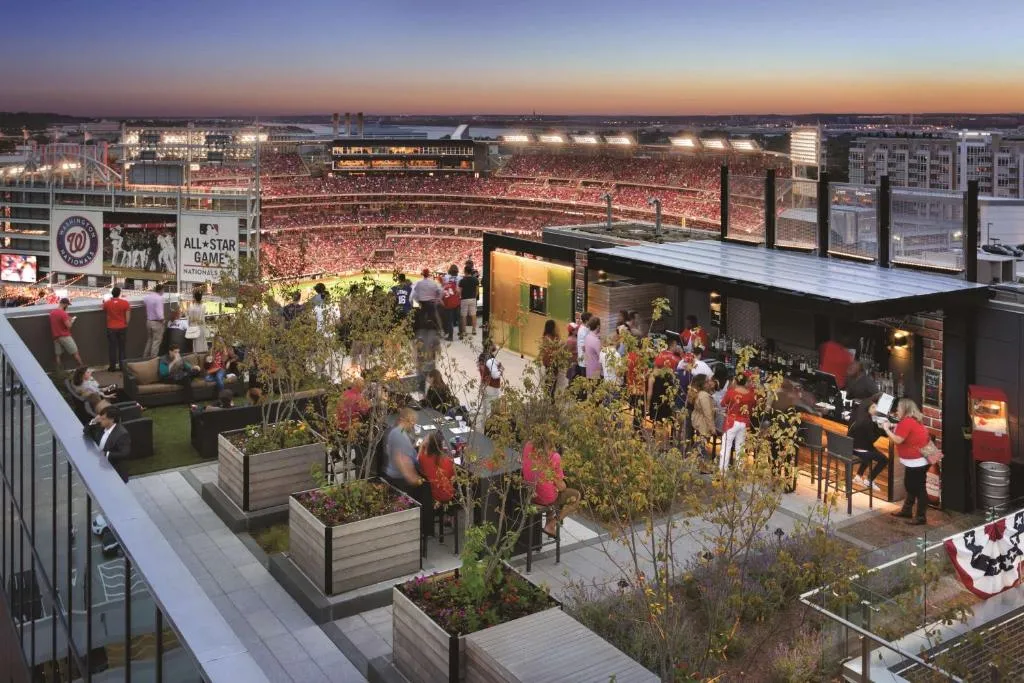 Image of Hampton Inn & Suites Washington, D.C. – Navy Yard