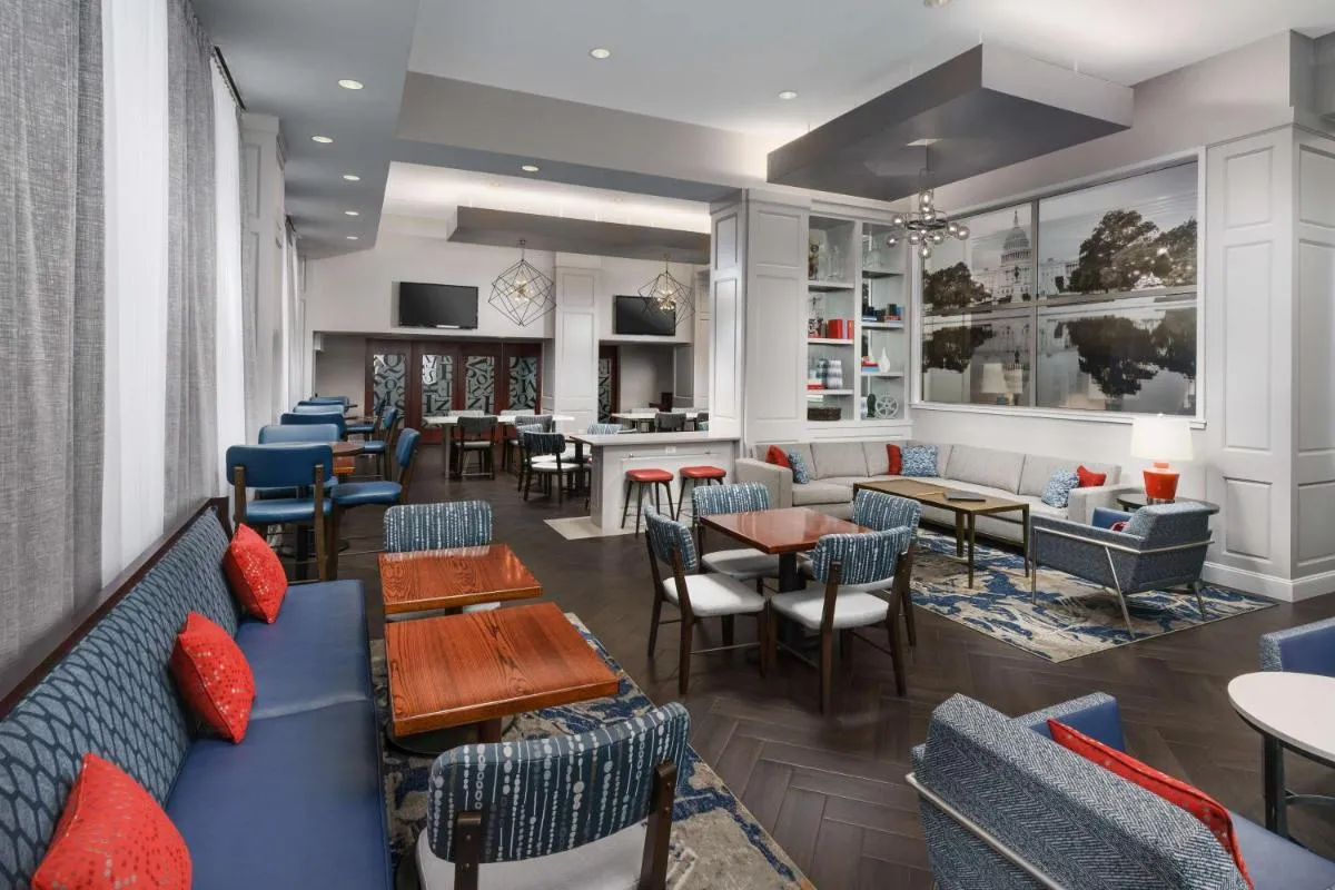 Image 5 of Hampton Inn Washington DC White House