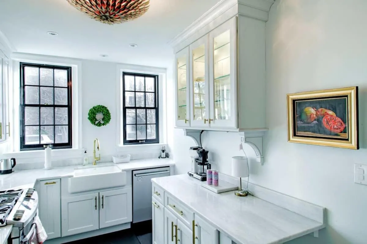 Image 4 of Heart of Capitol Hill Row House Luxury & Location