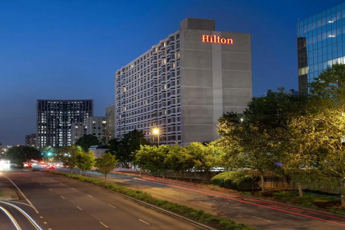 Image 3 of Hilton Arlington National Landing