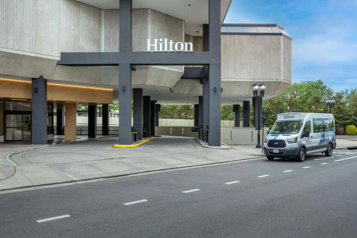 Image 4 of Hilton Arlington National Landing