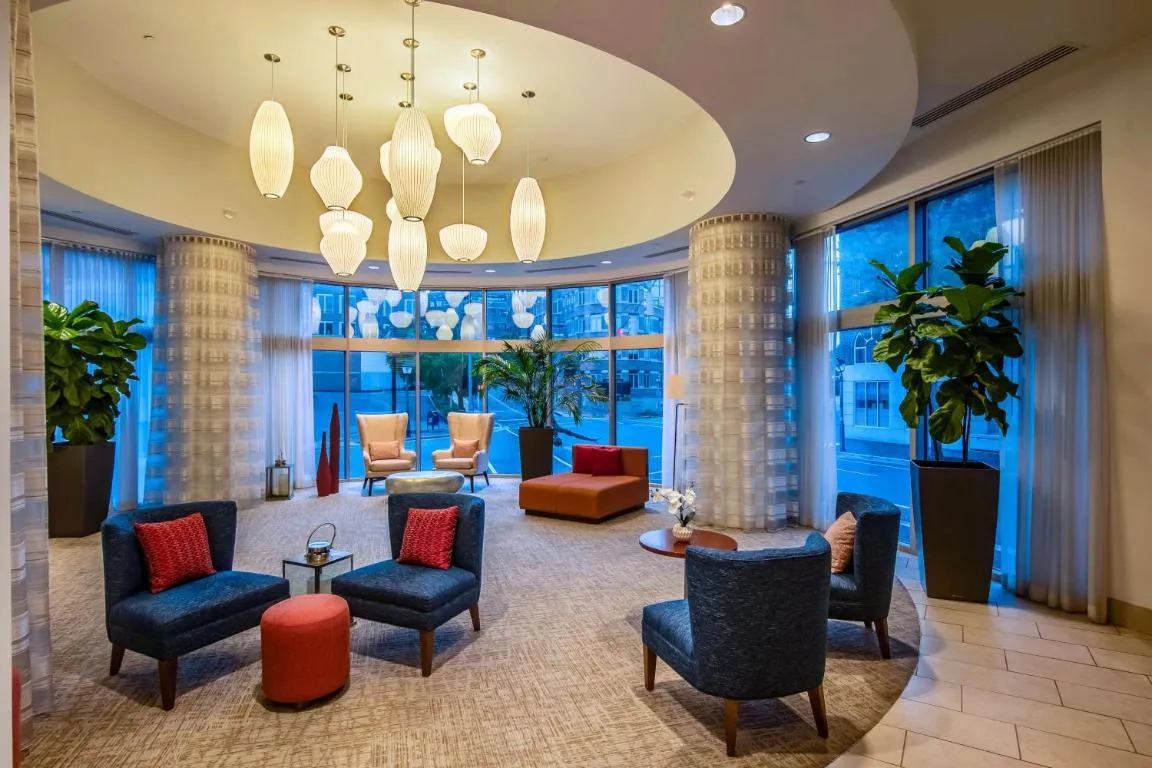 Image of Hilton Garden Inn Alexandria Old Town National Harbor