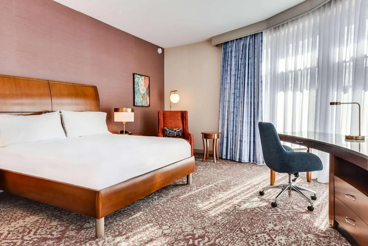Image 1 of Hilton Garden Inn Alexandria Old Town National Harbor
